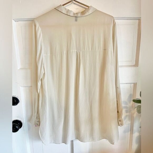 New Eileen Fisher silk Georgette crêpe cream, bone classic collar button down - Picture 7 of 12